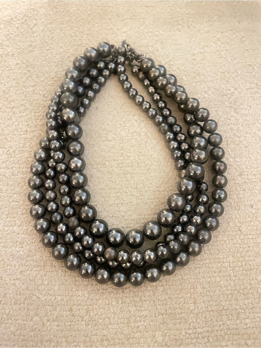 Vintage Express multi-strand charcoal grey pearl statement necklace, classy
